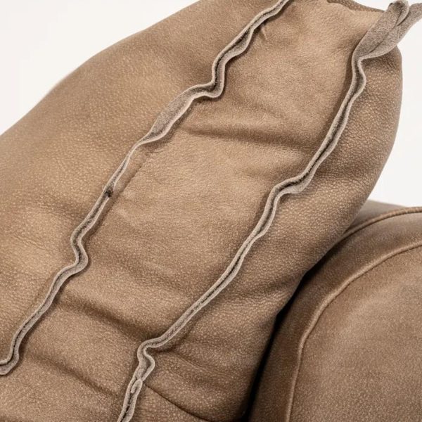 Loom&Hide-9849-Edit