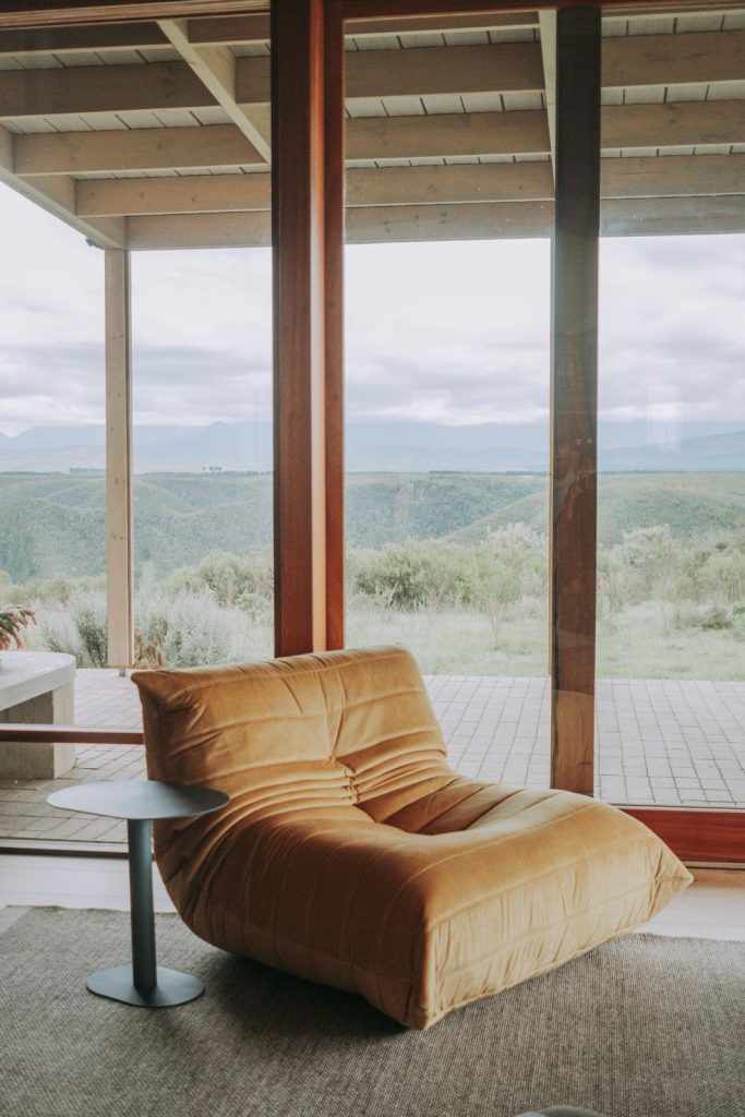Jung Sofa
