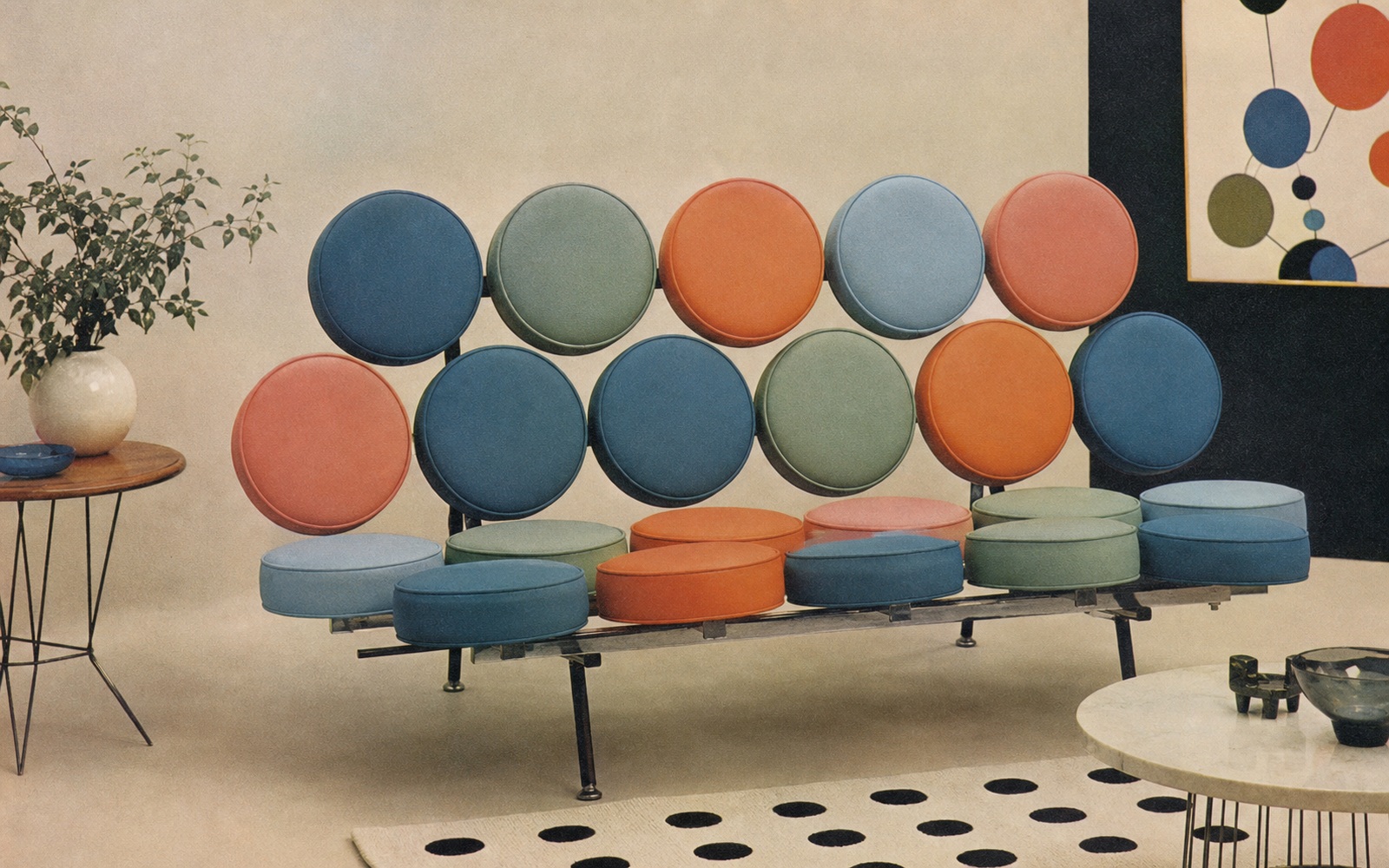 Marshmallow Sofa - Period context