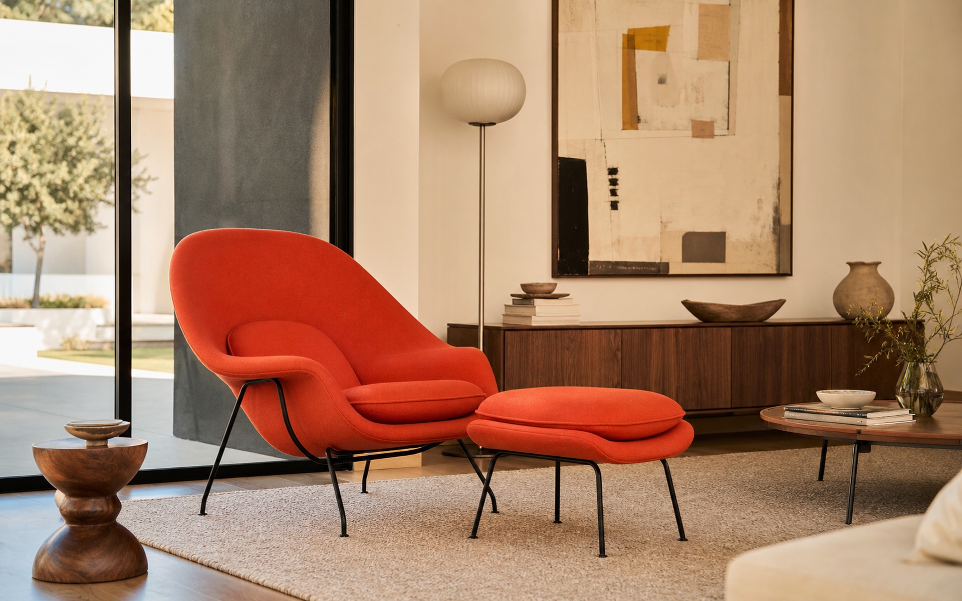 Womb Chair - Room view